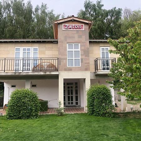 Zaton Guesthouse Cholpon-Ata Εξωτερικό φωτογραφία